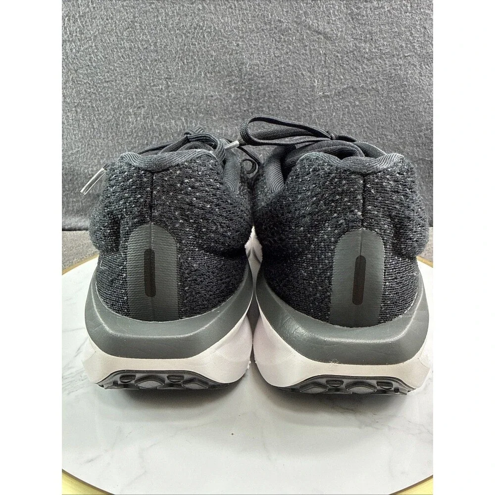 Nike Air Winflo 11 Black White Men Size 11 Road Running Shoes Athletic Sneakers
